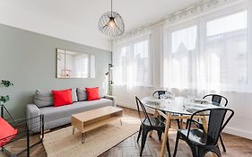 Appartement 2 chambres avec parking, proche métro